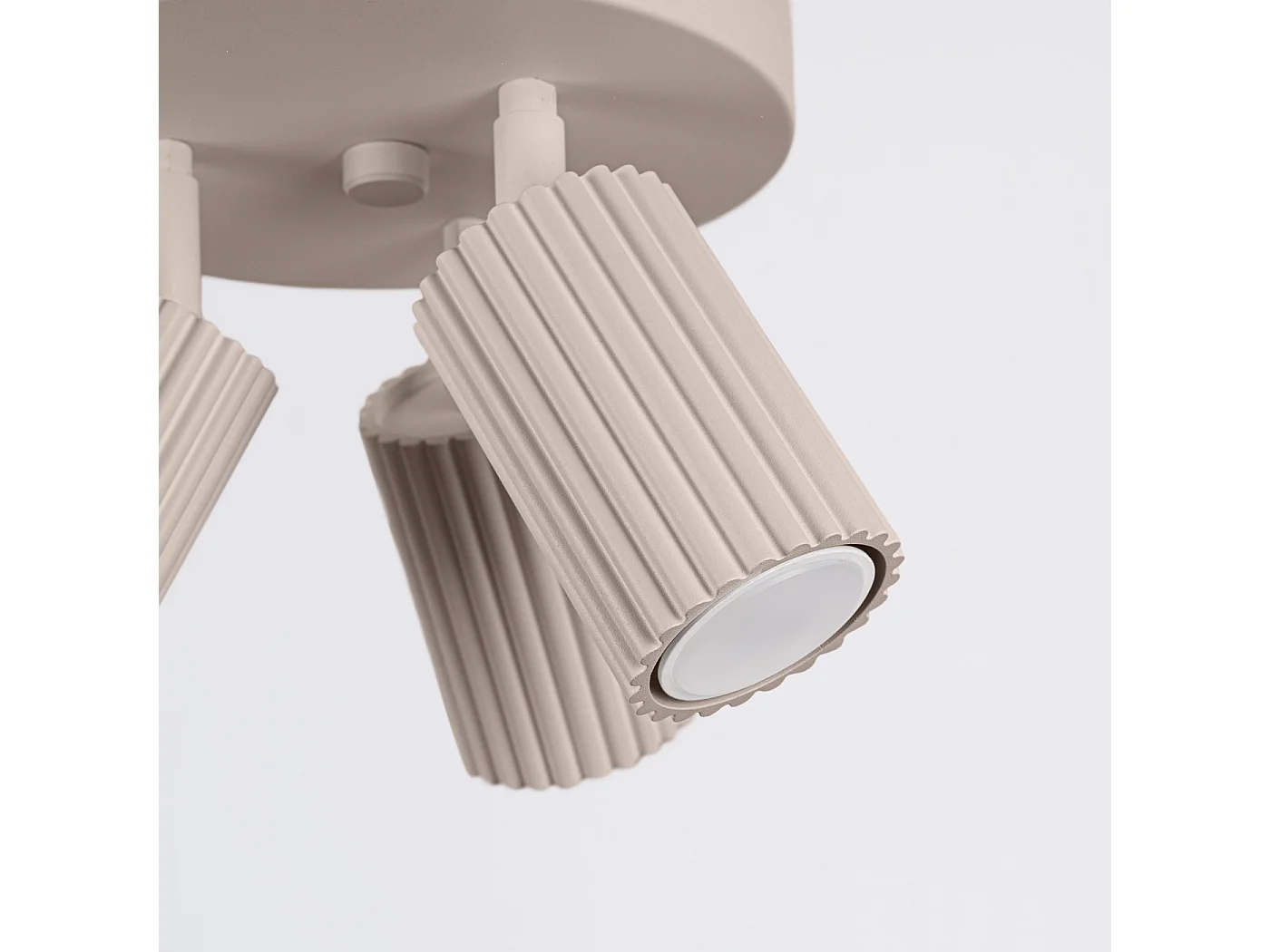 Lampada A Soffitto Karbon Minimalist Di Alluminio - 3 Sorgenti Luminose - L.19,5 X A.18 Cm - Talpa