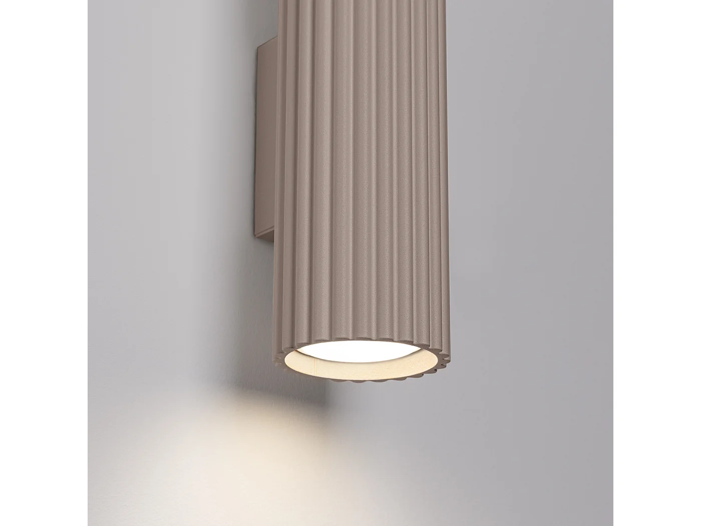 Applique Karbon Minimaliste En Aluminium - 2 Sources Lumineuses - L.6,5 X H.30 Cm - Taupe