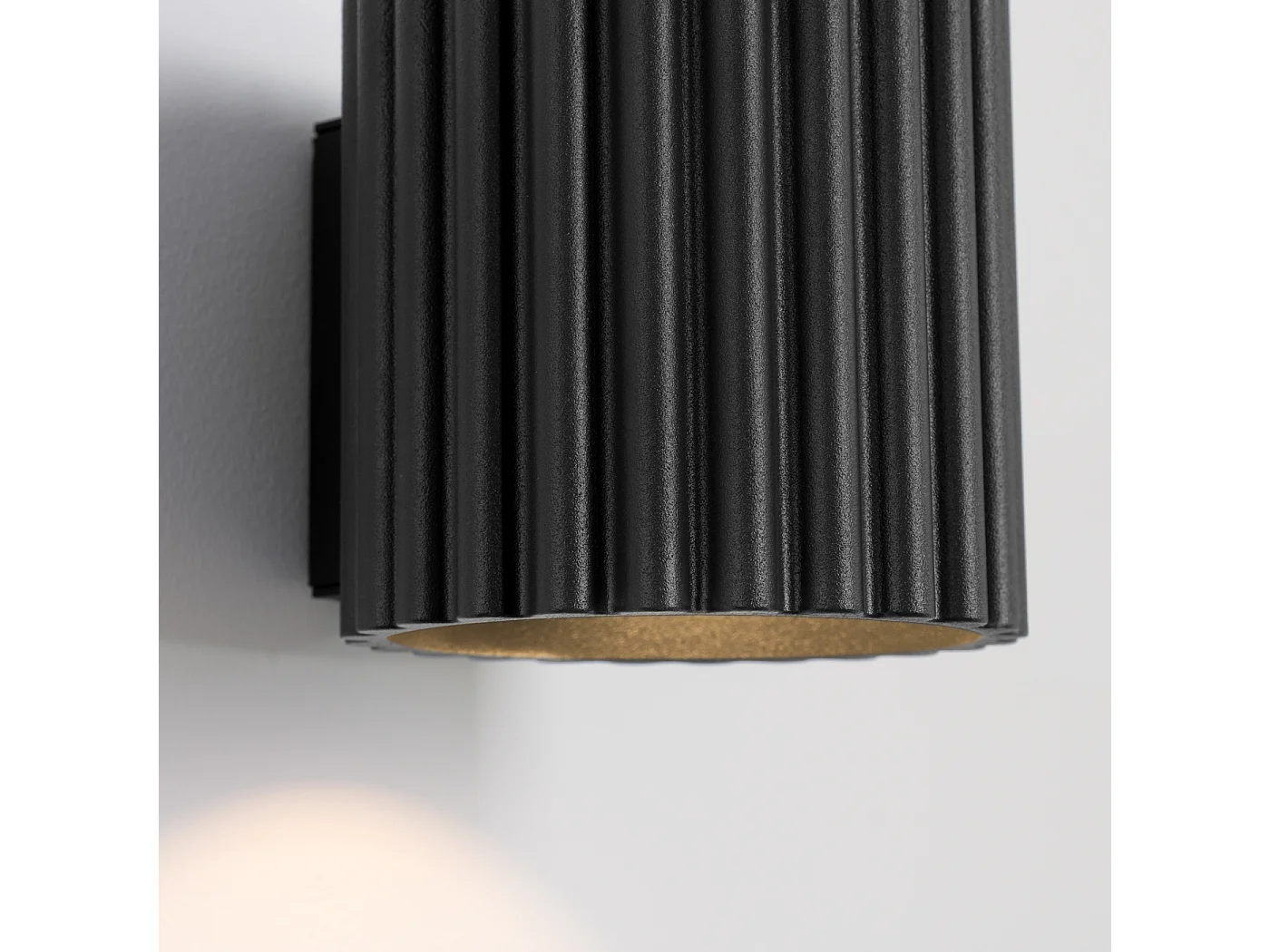 Applique Aura Minimaliste En Aluminium - 1 Sources Lumineuses - L.10 X H.10 Cm - Noir