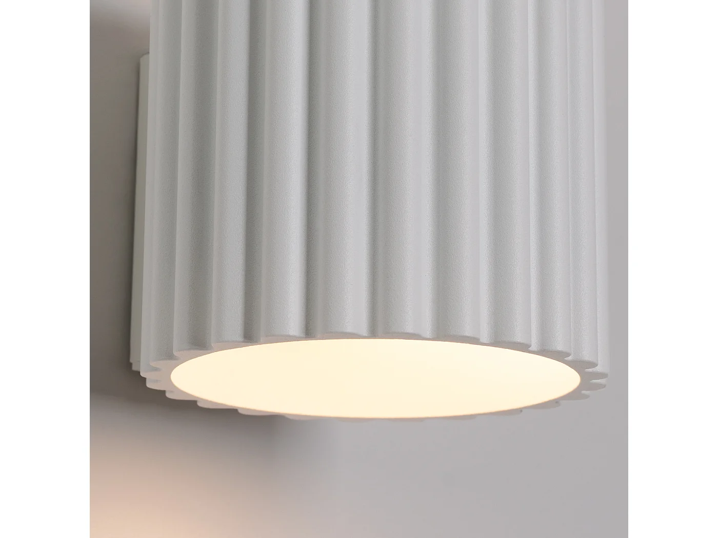 Applique Aura Minimaliste En Aluminium - 1 Sources Lumineuses - L.10 X H.10 Cm - Blanc