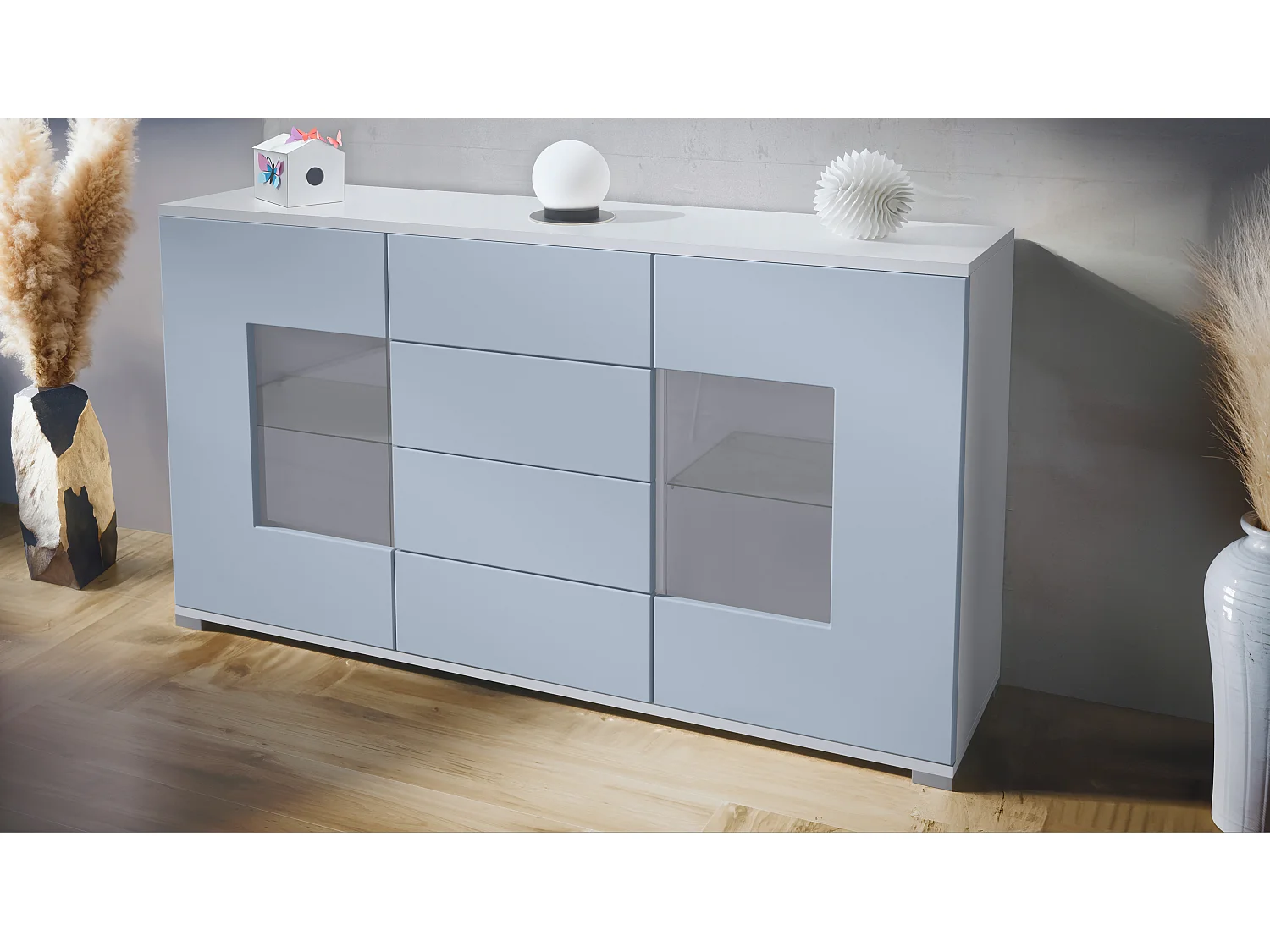 Buffet Grömitz V1 – Meuble avec 2 Grandes Portes et 4 Tiroirs, blanc mat/denim mat (138,5 x 75,5 x 35)