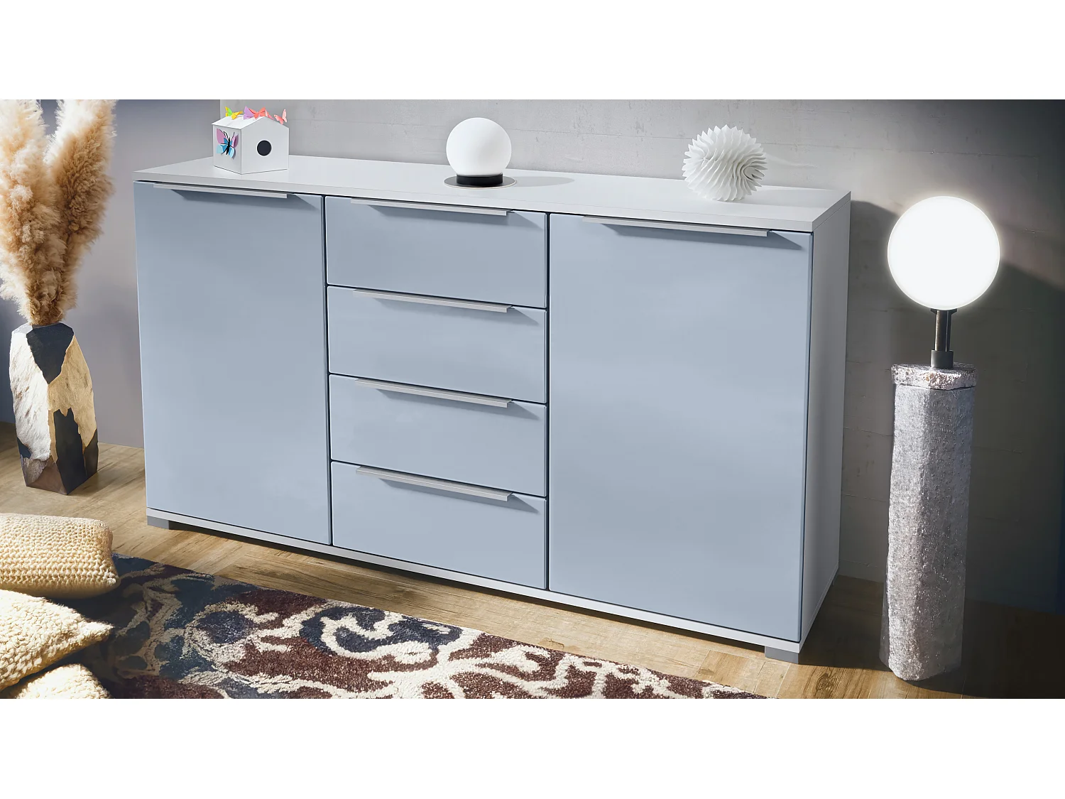 Buffet Linio V1, Enfilade avec 2 portes et 4 tiroirs, blanc mat / denim mat (138,5 x 75,5 x 35 cm)