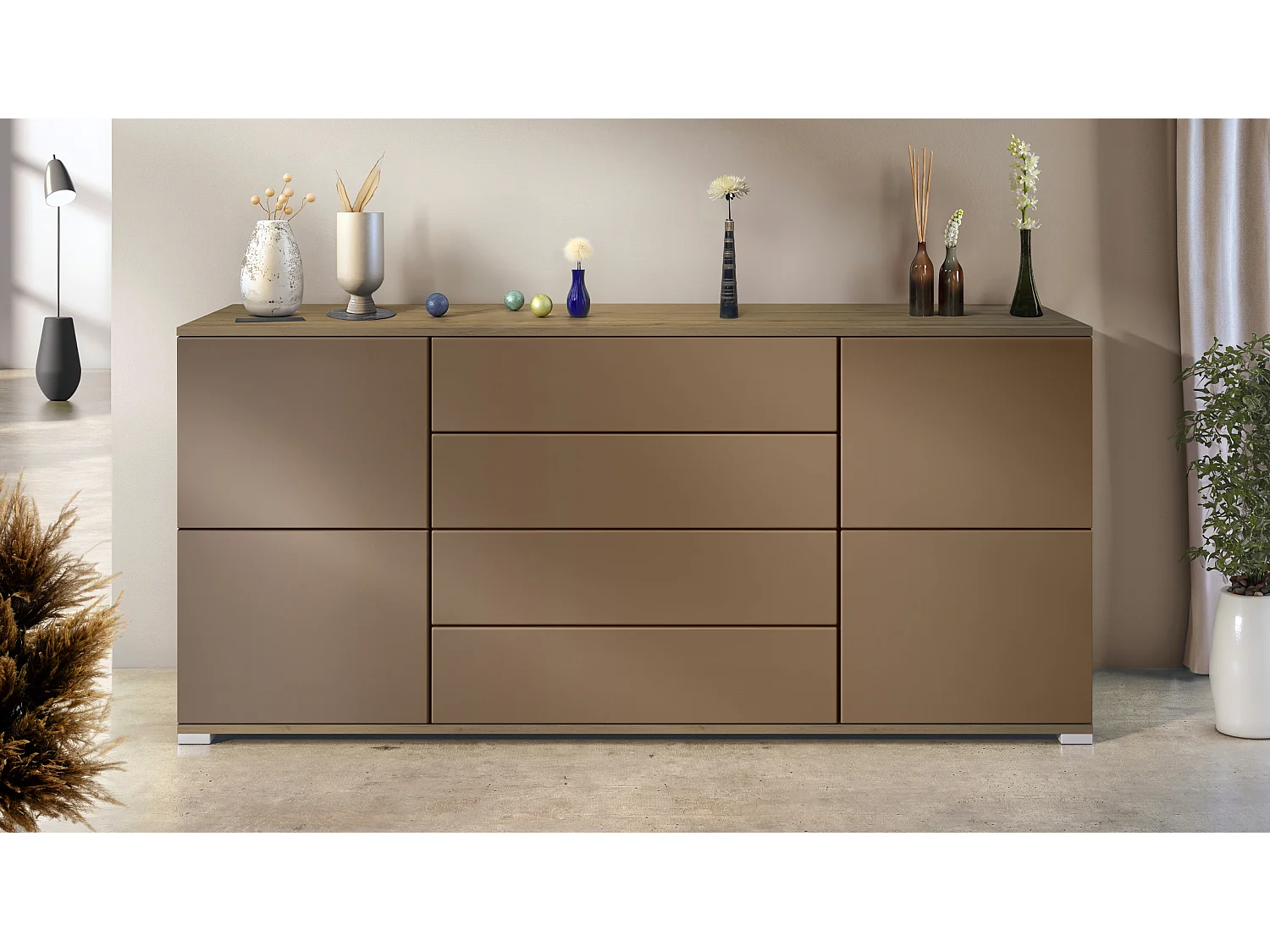 Buffet Rova V2 – Meuble avec 4 Portes et 4 Tiroirs, Chêne Evoke/aspect bronzé (166,5 x 75,5 x 35)