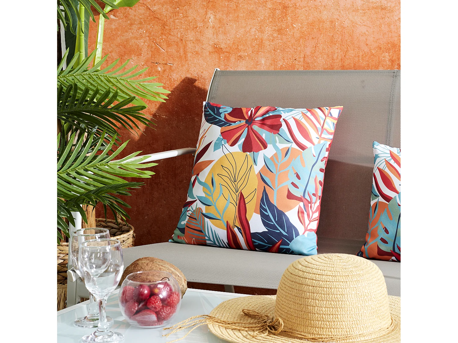 Coussin Deperlant Paradis Exotique 40x40cm Rose, Rouge, Vert, Jaune, Orange