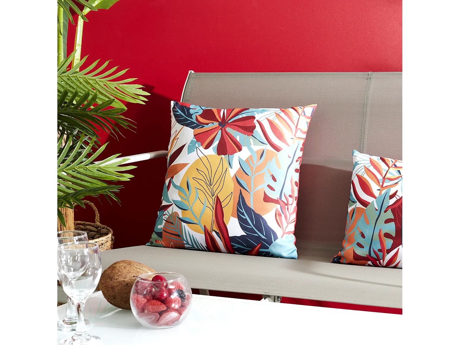 Coussin Deperlant Paradis Exotique 40x40cm Rose, Rouge, Vert, Jaune, Orange