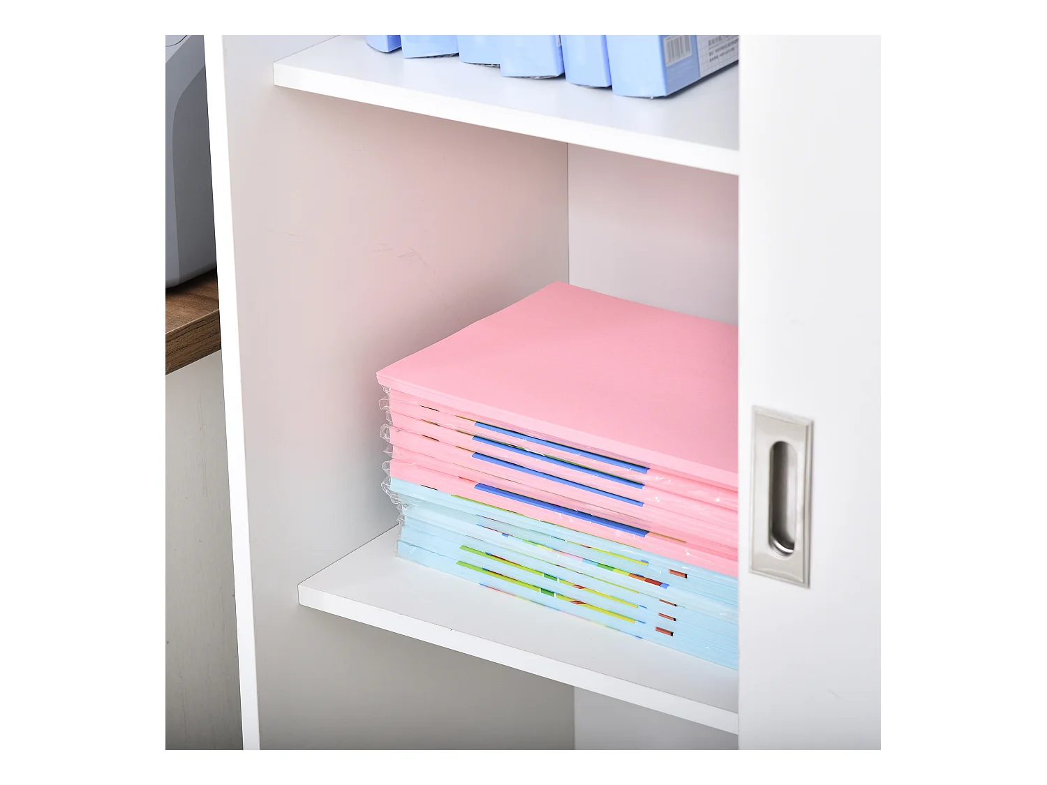 Armadietto da ufficio a 3 ripiani in truciolato bianco