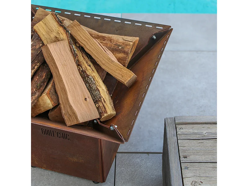 CEVENOL POOL Simple Cuve Corten - Brasero carré - Design moderne et résistant pour des moments chaleureux en extérieur