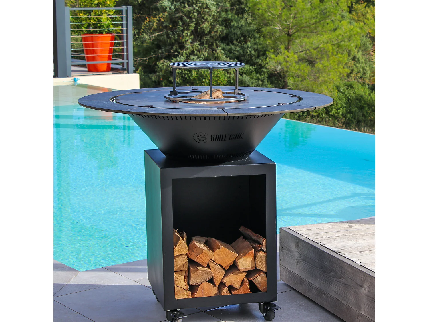 CLASSIQUE Brasero Double Cuve Acier 83x90cm - Noir - Sobre et puissant, parfait pour profiter de la chaleur du feu en toute simplicité