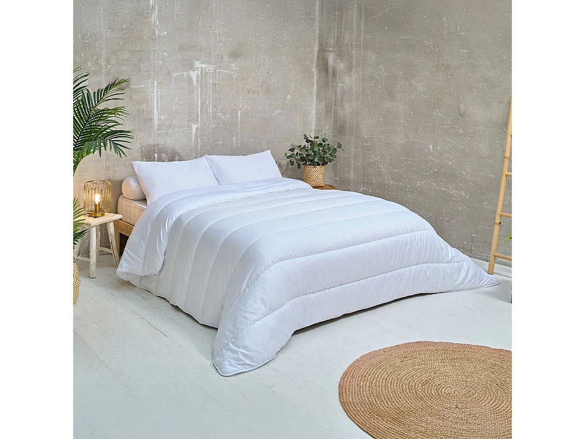 Pack Économique Couette Tempérée 140x200cm + 1 Oreiller Moelleux 60x60 cm