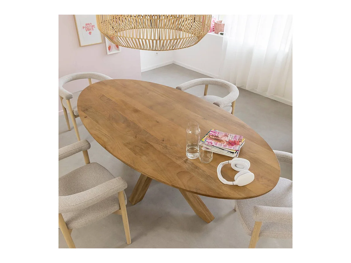 Table à manger ovale en bois de manguier Maloé