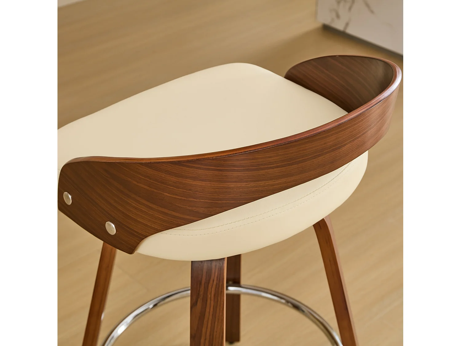 Lot de 2 tabourets de bar, assise pivotante 360 degrés, coussin épais, dossier bas, PU beige