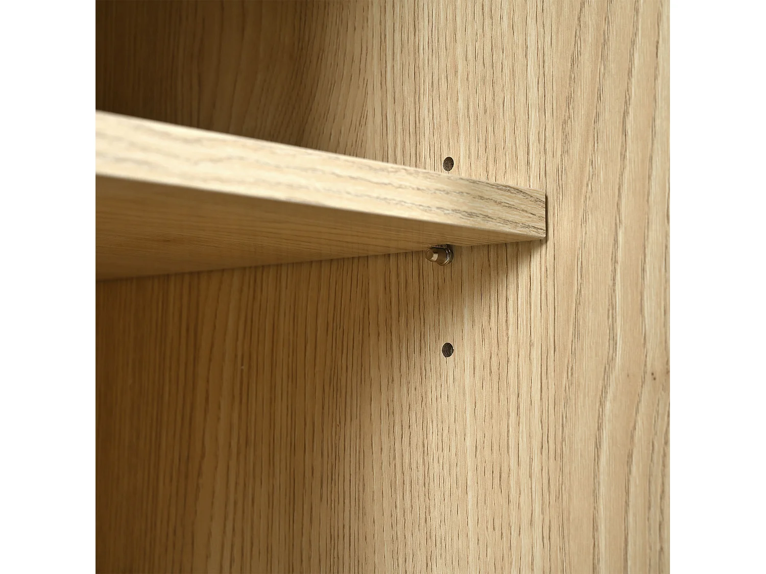 Aparador de ratán con 3 cajones y 3 puertas - Estantes ajustables - Madera - Roble (120x40x78cm)