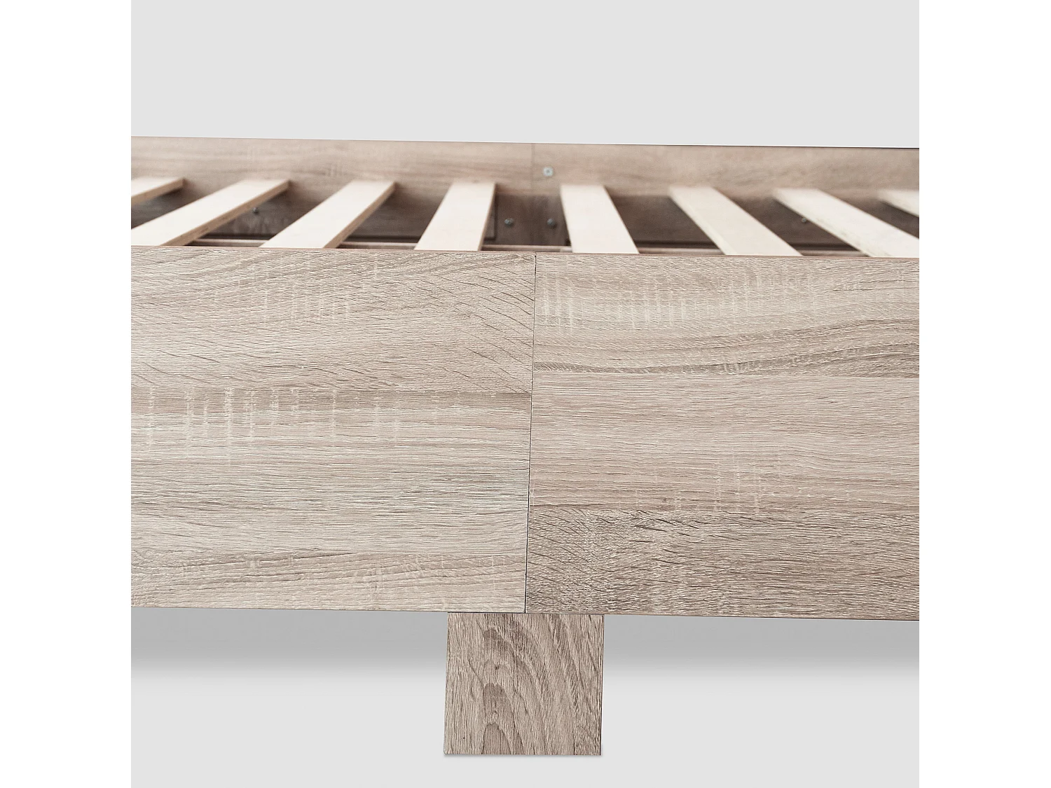 Lit adulte 160x200 cm avec sommier - 2 tables de chevet - cadre de lit en bois - couleur bois (sans matelas)