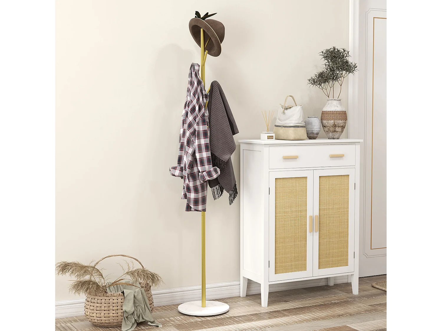 Appendiabiti da terra con 8 ganci in acciaio e base in marmo oro