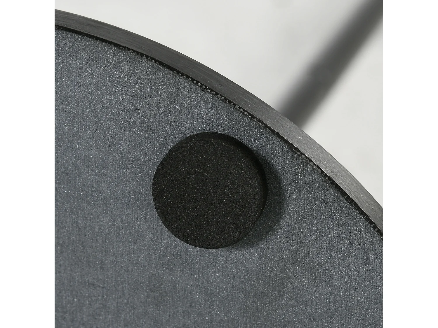 Appendiabiti da terra con 6 ganci in acciaio e base in ardesia nero