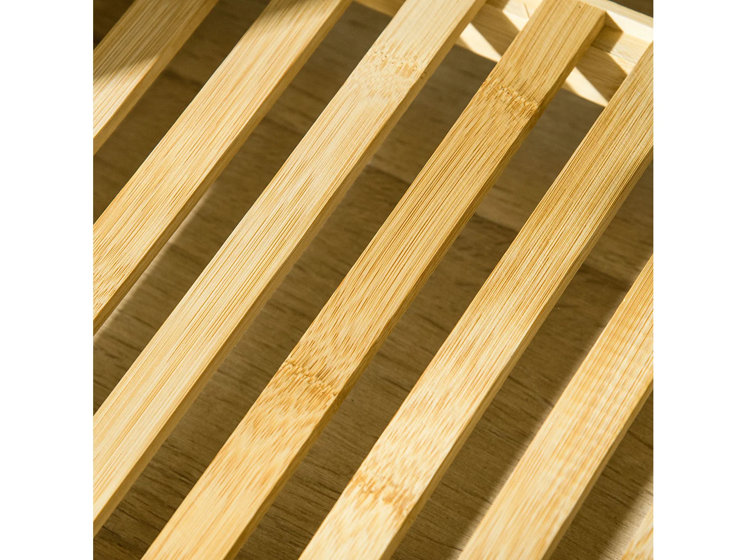 Appendiabiti in legno di bambù con mensole laterali 90x30x155cm