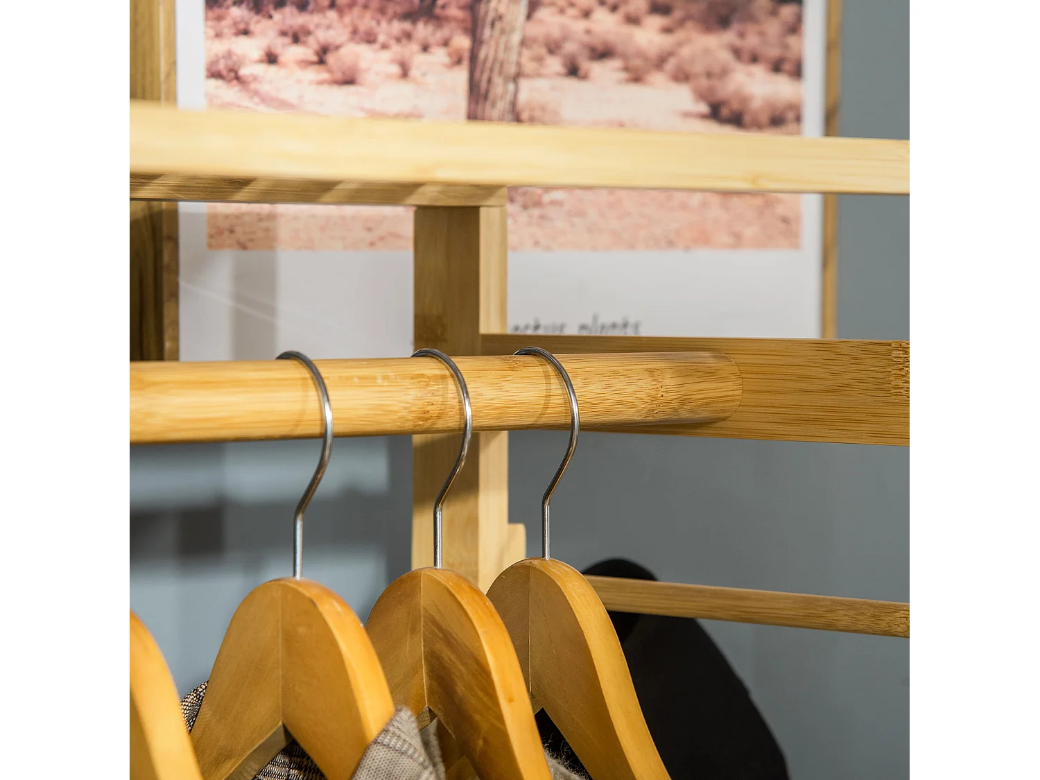 Appendiabiti in legno di bambù con mensole laterali 90x30x155cm