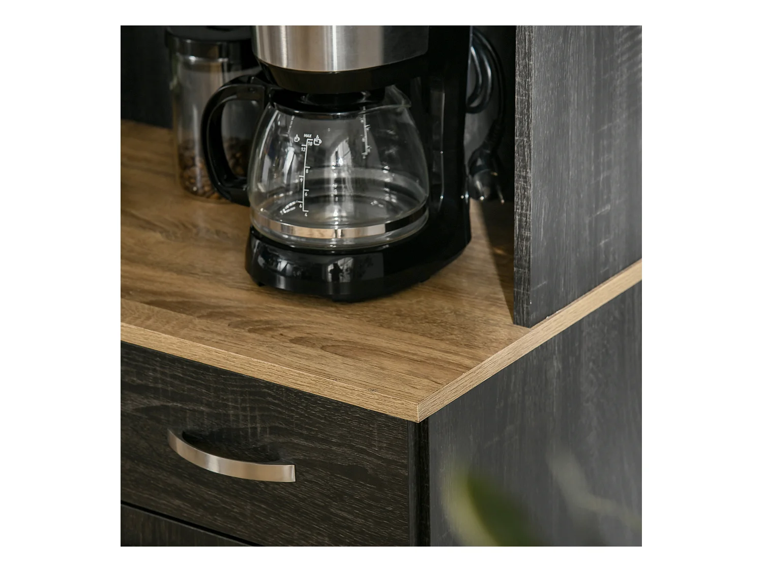 Credenza alta da cucina con cassetti e armadietti in legno nero
