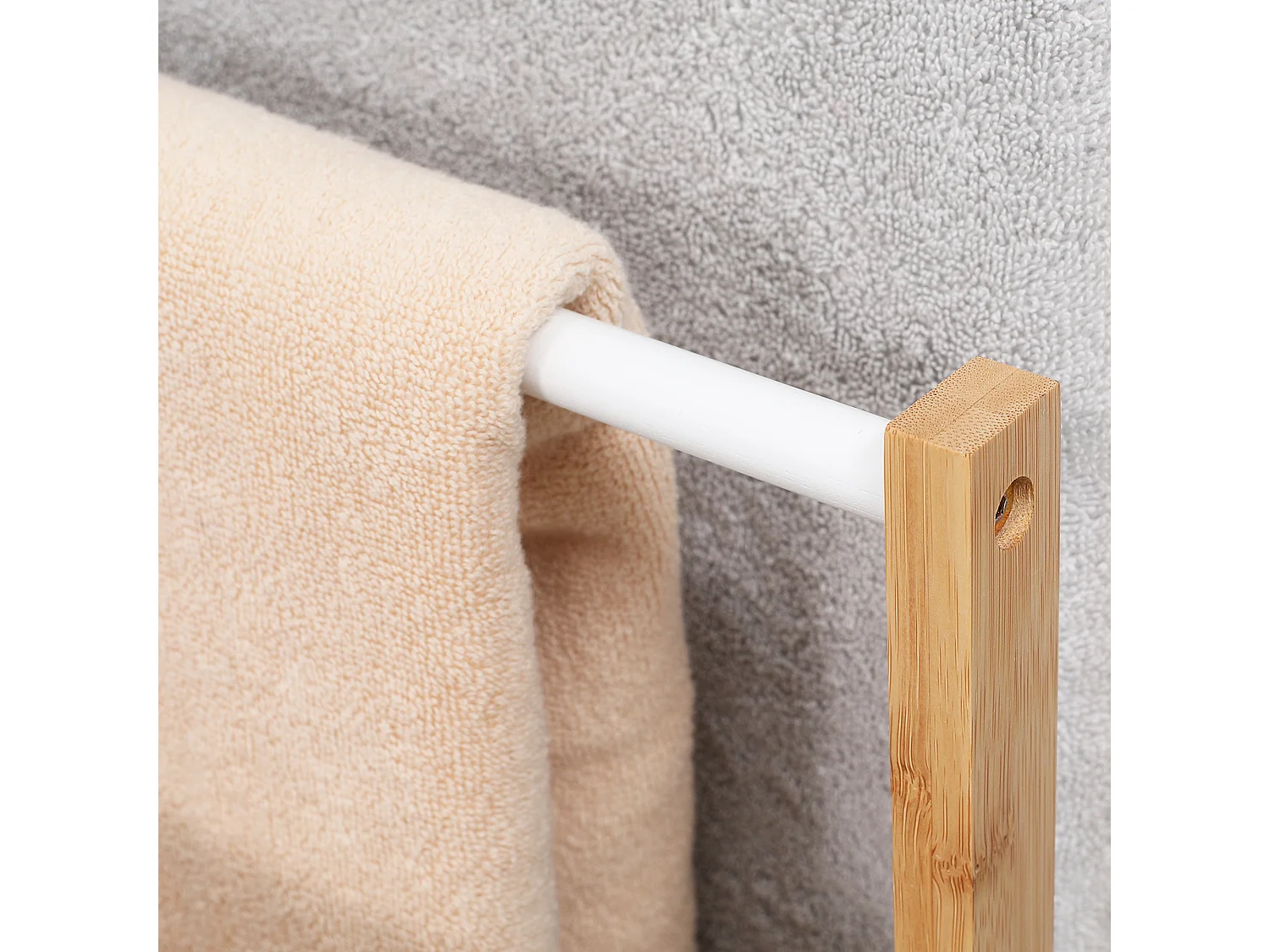 Portasciugamani a 3 sbarre in bambù color legno