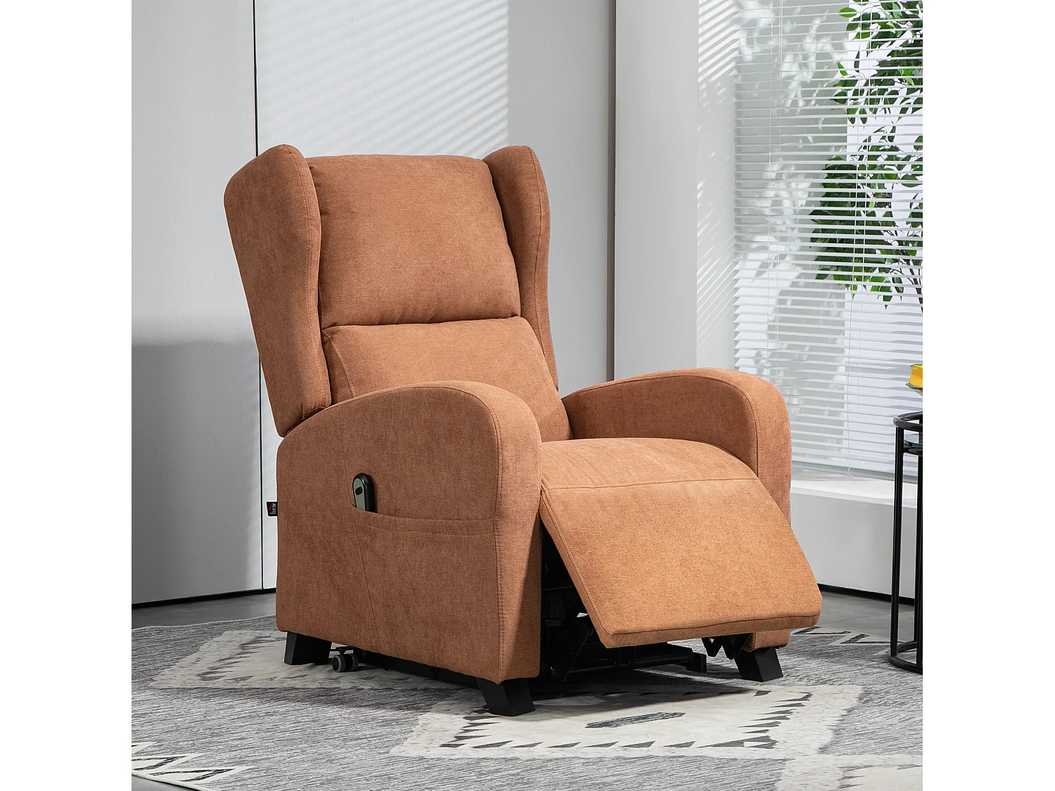 Poltrona relax alzapersona con schienale reclinabile marrone