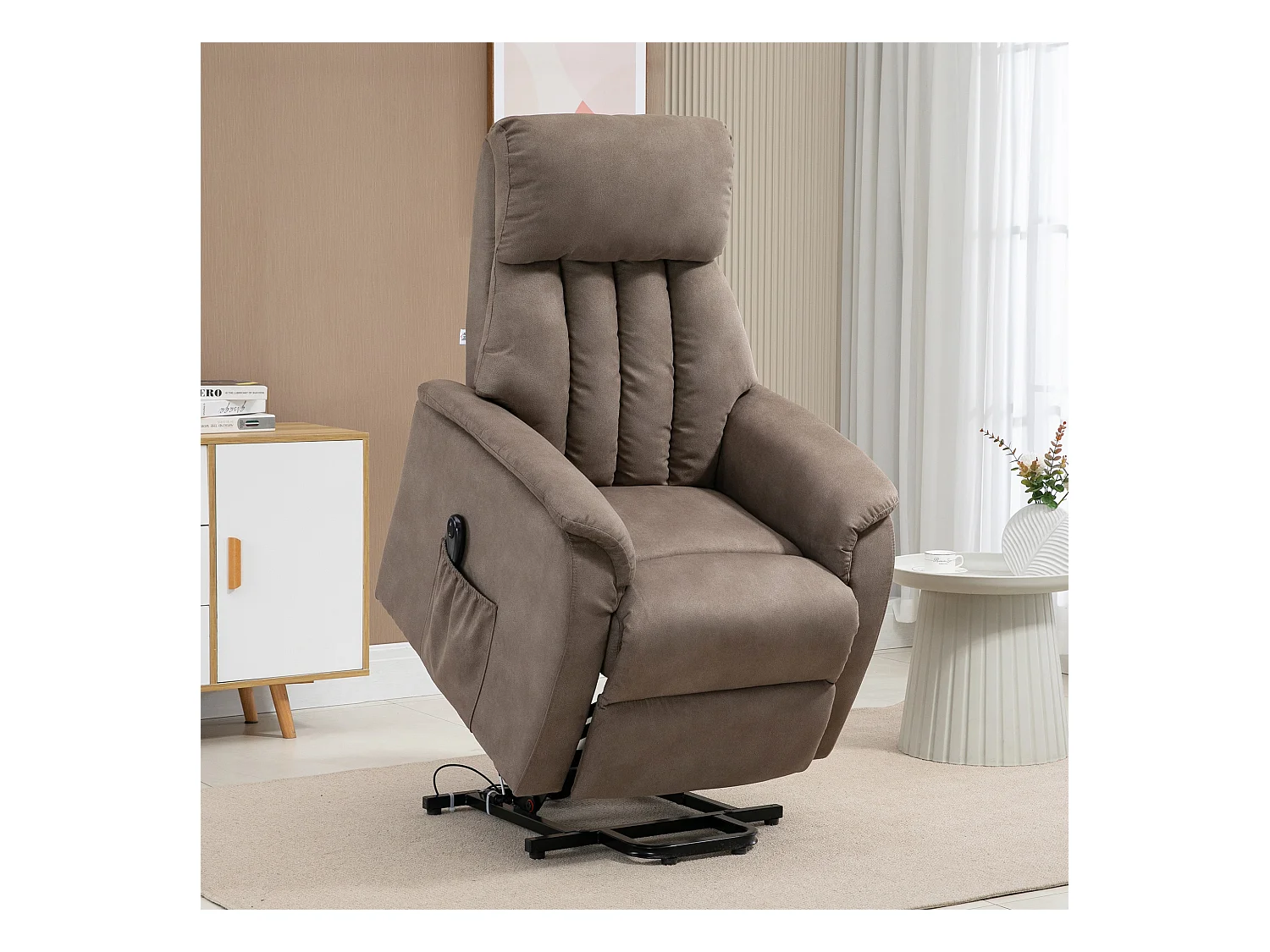 Poltrona alzapersona reclinabile 150° con telecomando marrone