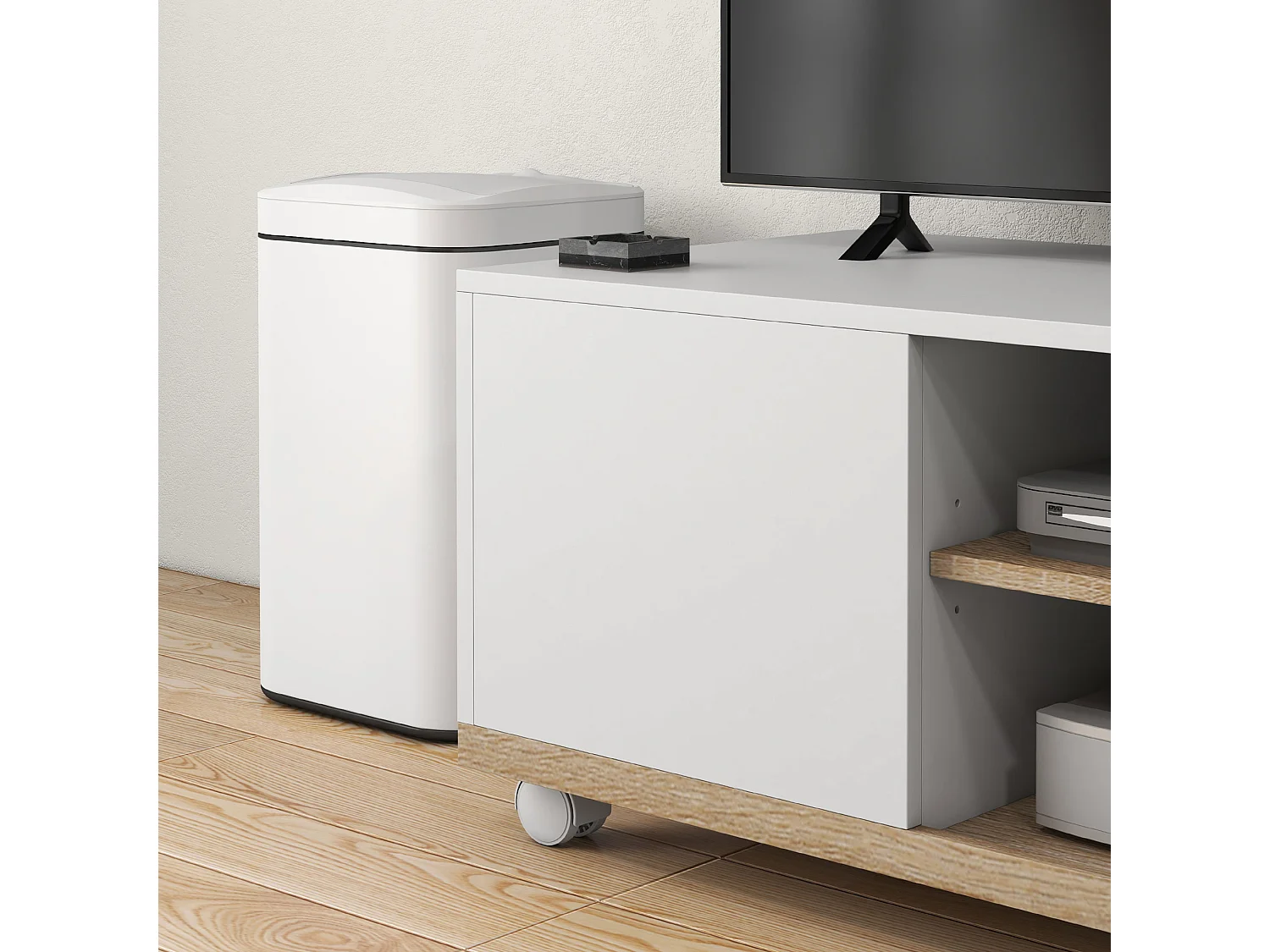 Mobile tv 42&nbsp; max con 2 ripiani aperti e anta in truciolato bianco