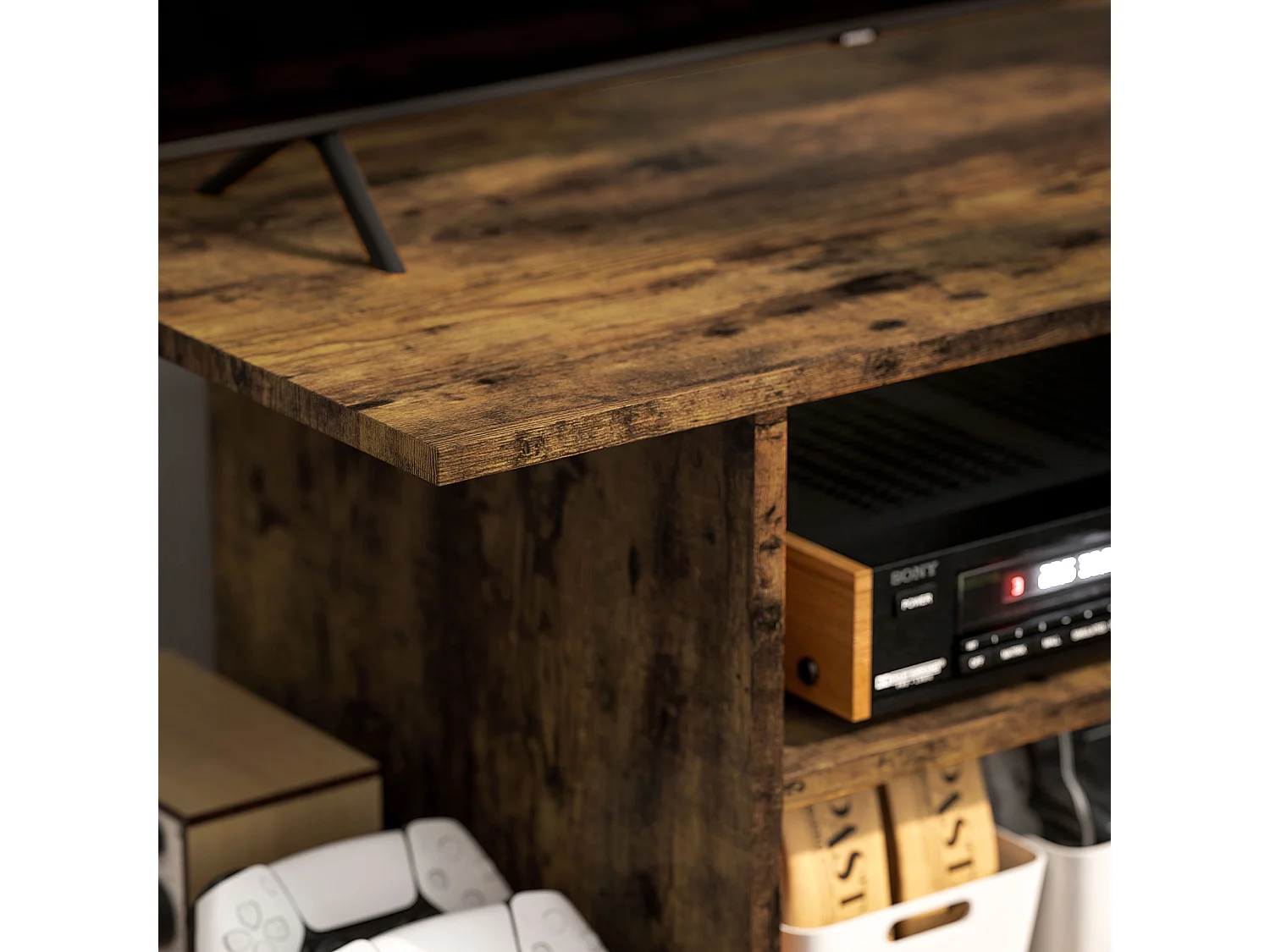 Mobile TV moderno con ripiani e ruote con freni marrone rustico