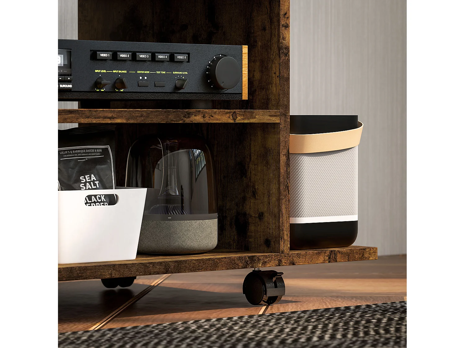 Mobile TV moderno con ripiani e ruote con freni marrone rustico