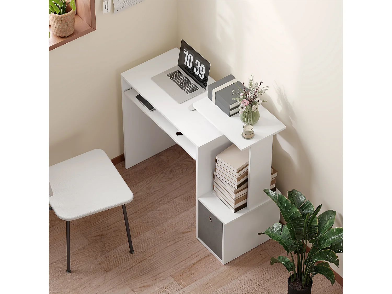 Scrivania pc moderna con porta tastiera e cassetto in tessuto