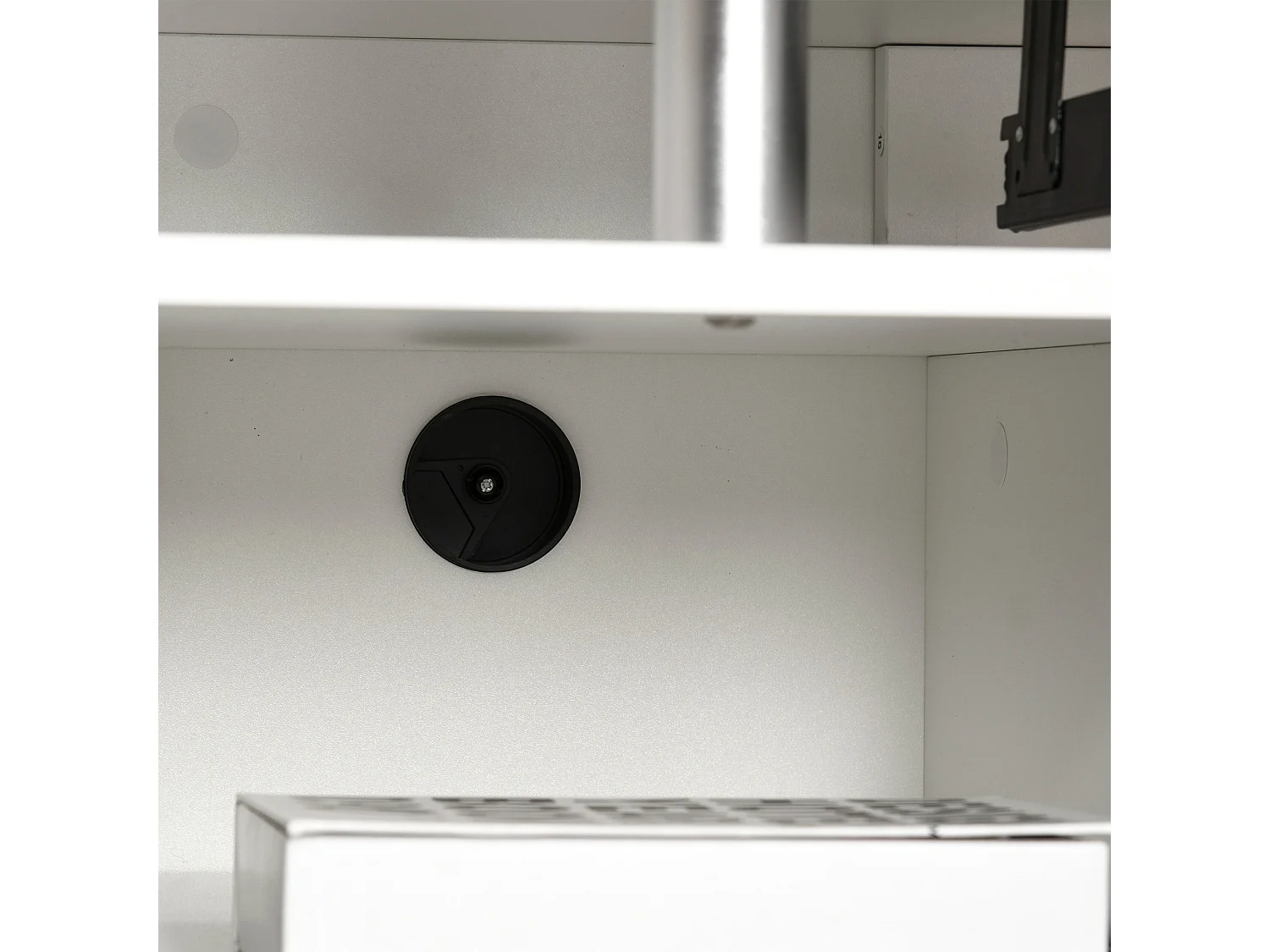 Scrivania per pc con ripiani e 2 cassetti in truciolato bianca