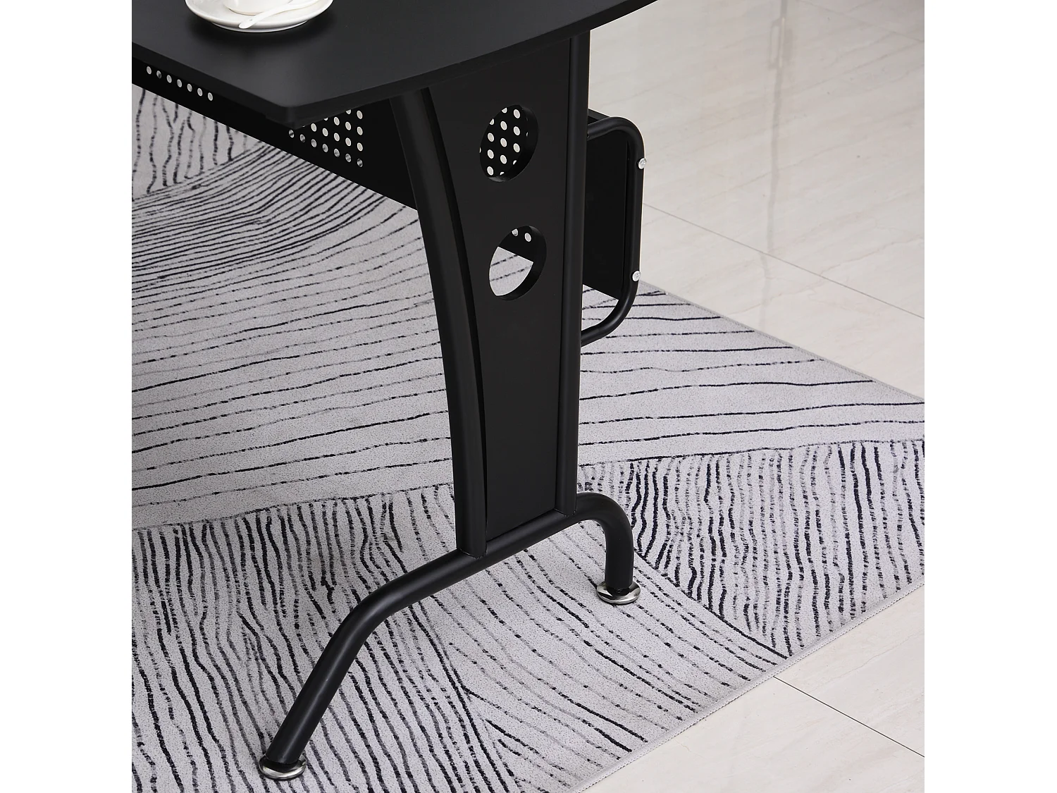 Scrivania angolare con ripiano tastiera in mdf e acciaio nera