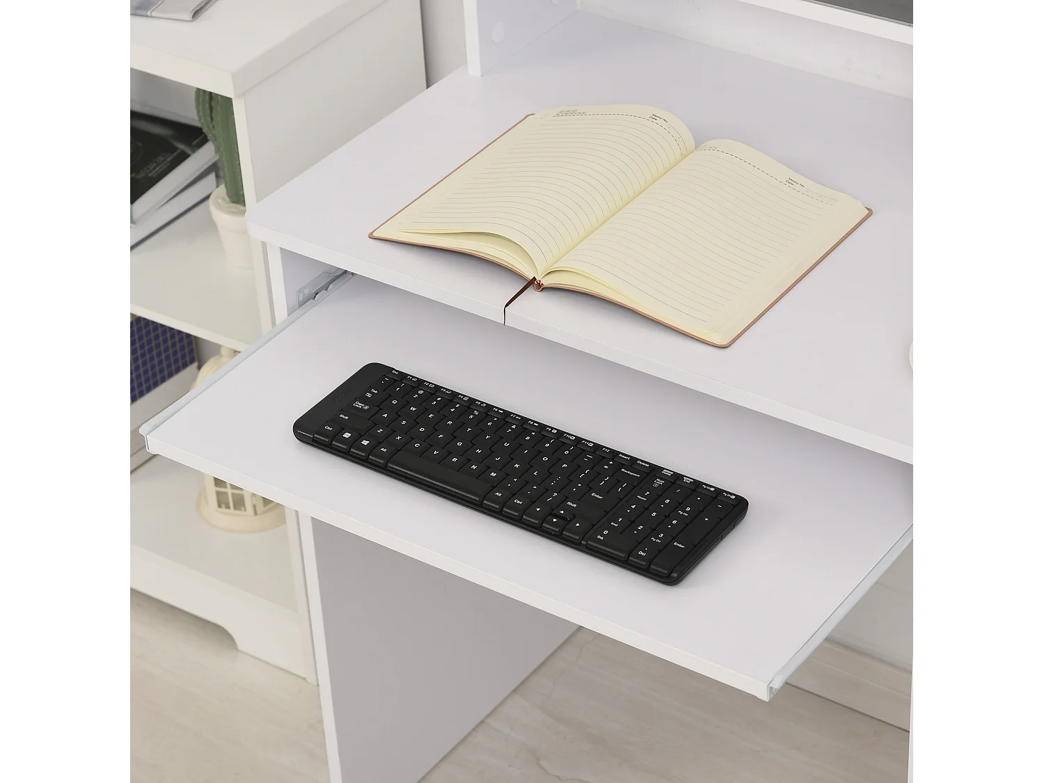 Scrivania compatta per computer fisso pc in legno bianco