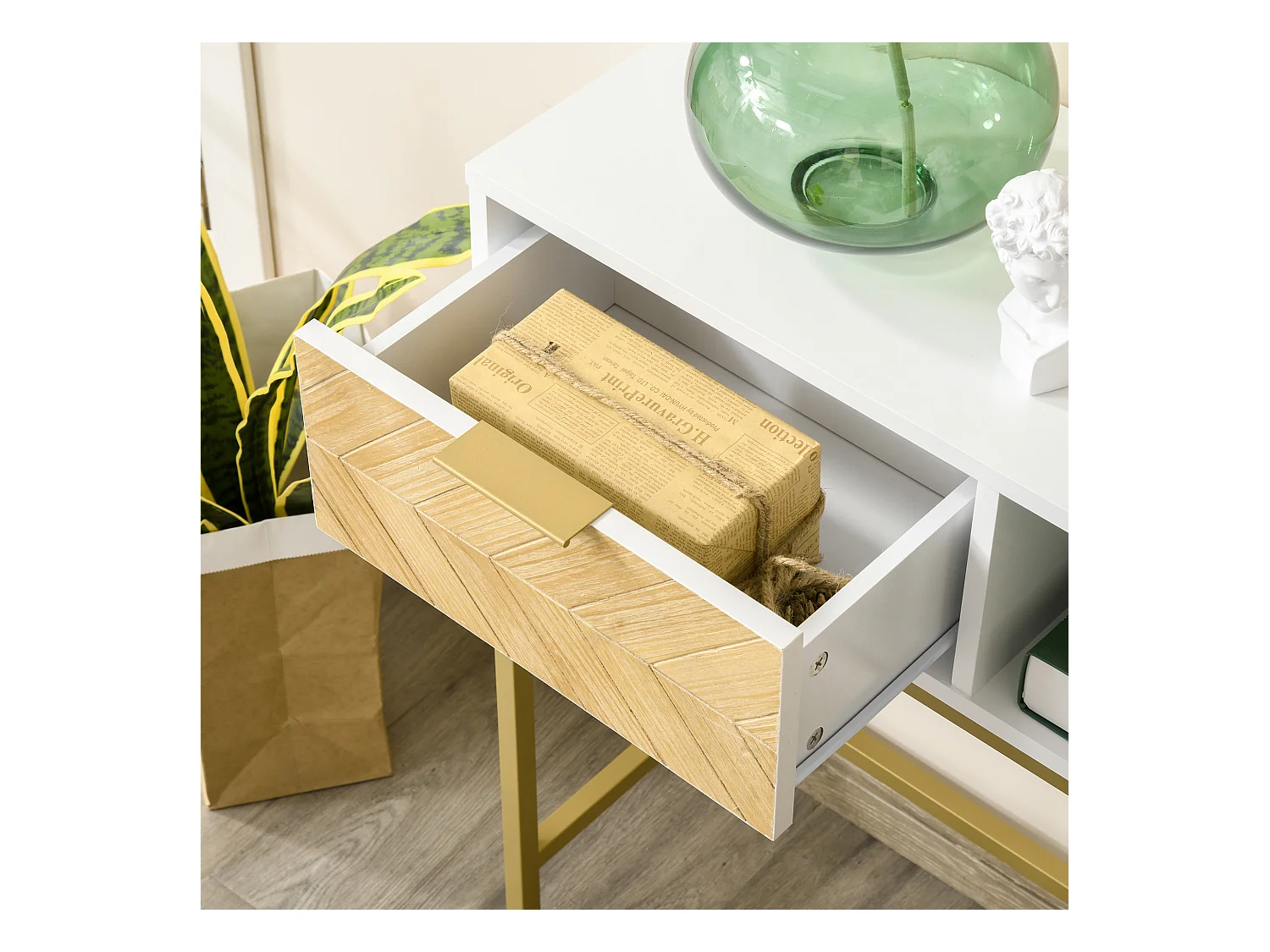 Consolle da ingresso o salotto moderno bianco oro