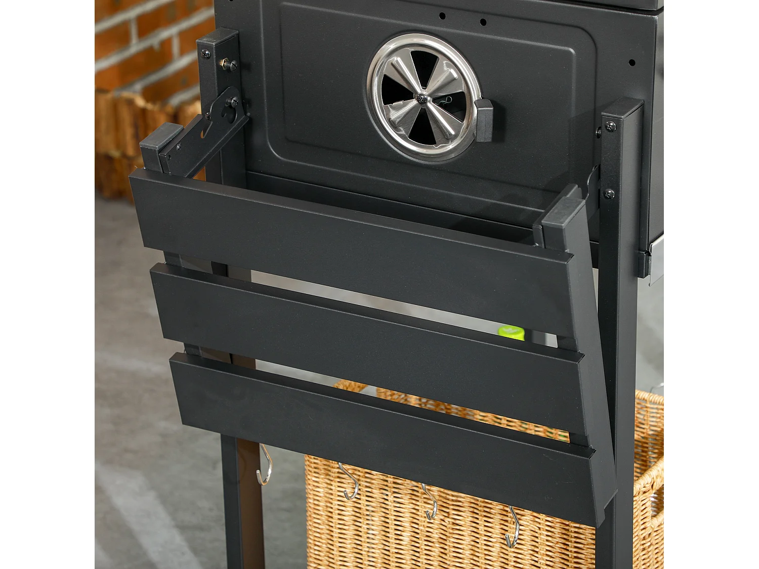 Grill à charbon de bois avec deux grilles, tables latérales rabattables, acier inoxydable, noir (120x64x114 cm)