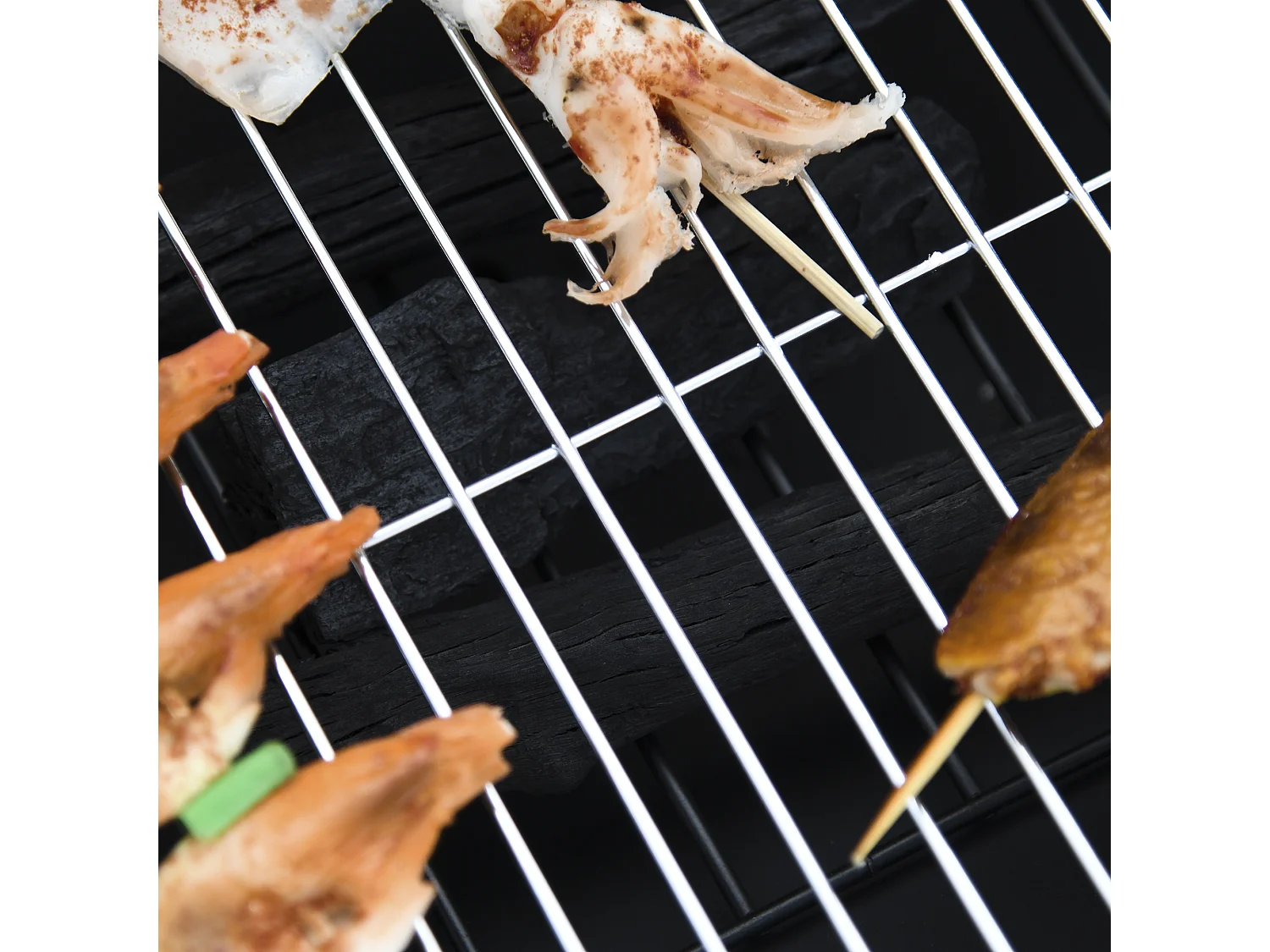 Braciere quadrato multifunzione con griglia, parascintille e secchiello per il ghiaccio, acciaio nero (76x76x47cm)