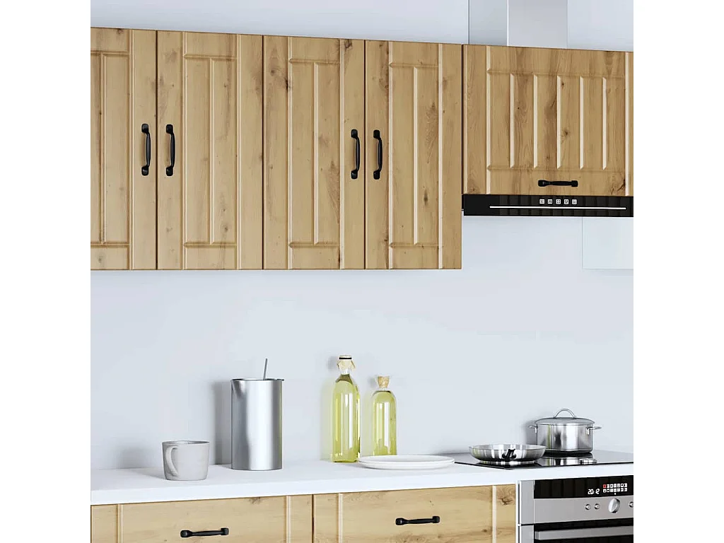 Armario de pared de cocina fabricado a mano en madera de roble.