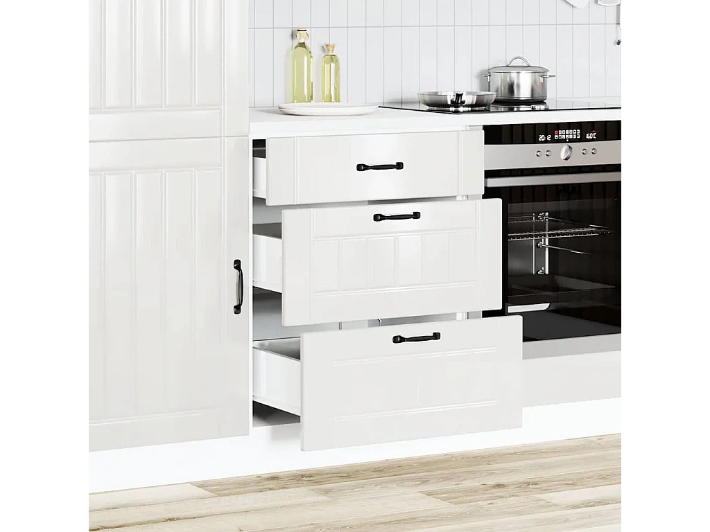 keukenkast in wit hoogglans bewerkt hout