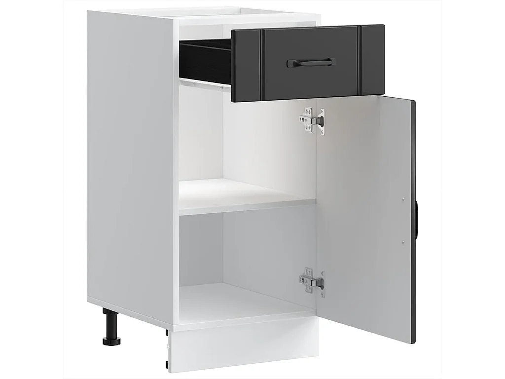 zwarte keukenkast van bewerkt hout