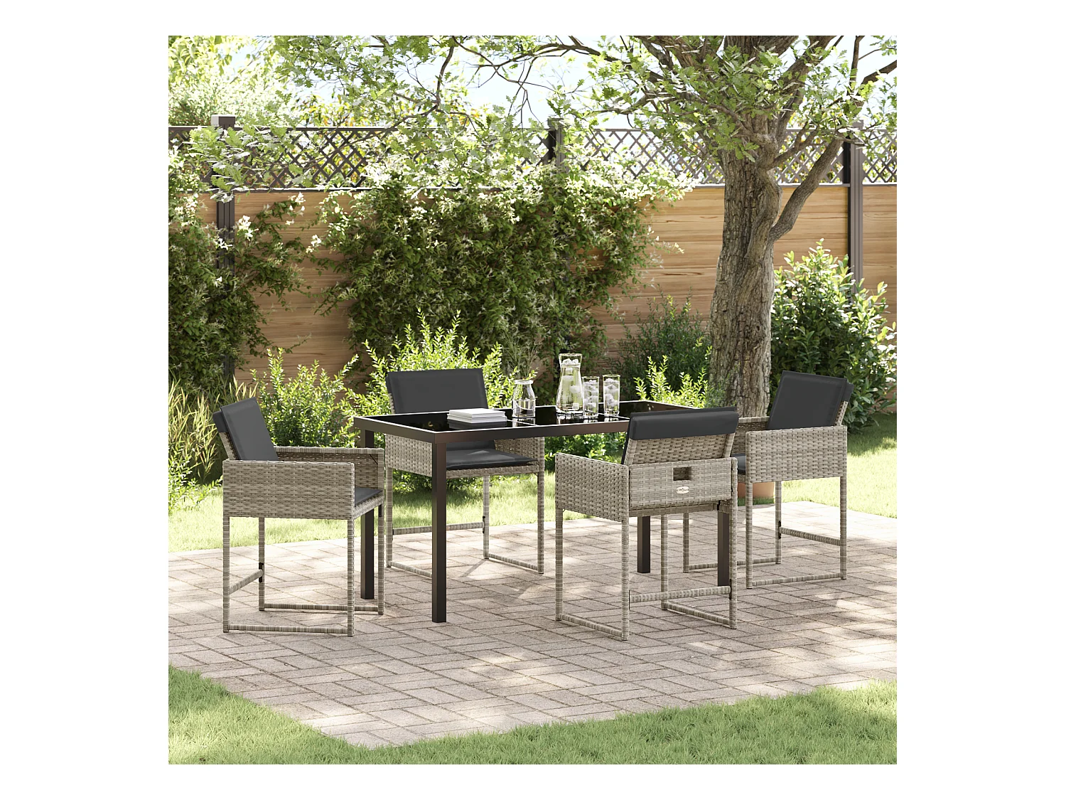 5-delige tuinset met lichtgrijze polyrotan kussens