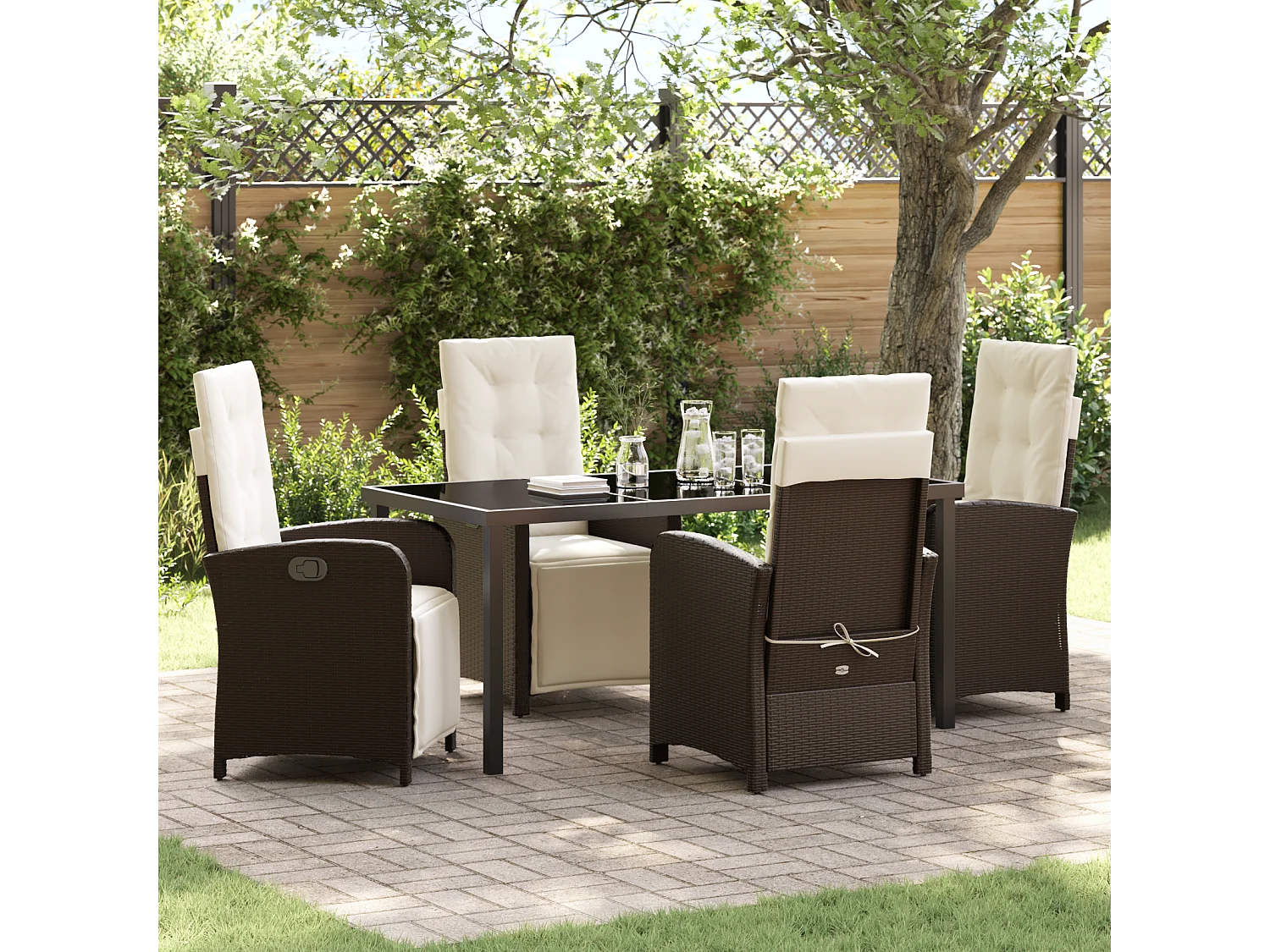 5-teiliges Garten-Essset mit braunen Polyrattan-Kissen