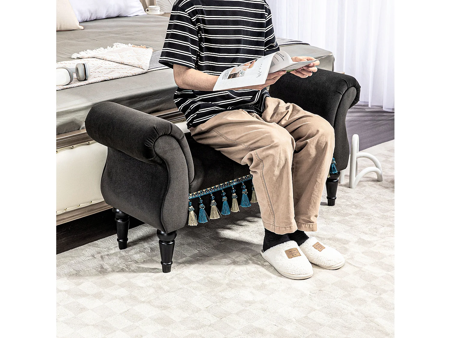 Gestoffeerde bank met opbergruimte, armleuning, houten structuur, fluweel, donkergrijs (117x40x58cm)