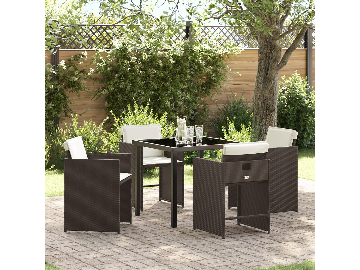 5-teiliges Garten-Essset mit braunen Polyrattan-Kissen