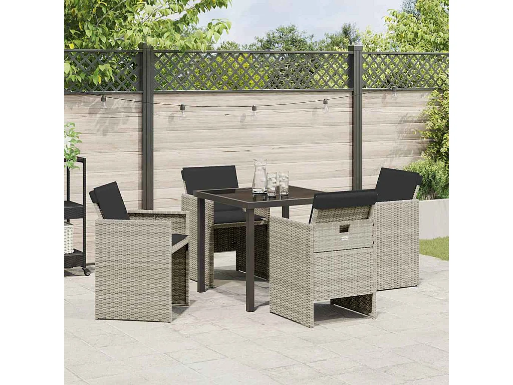 Ensemble repas 5 pièces avec coussins gris clair polyrotin