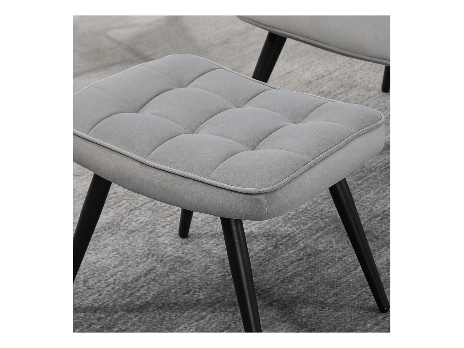 Fauteuil avec repose-pieds, en tissu velours, pieds en bois, jusqu'à 120 kg, crème (73x77.5x98 cm)