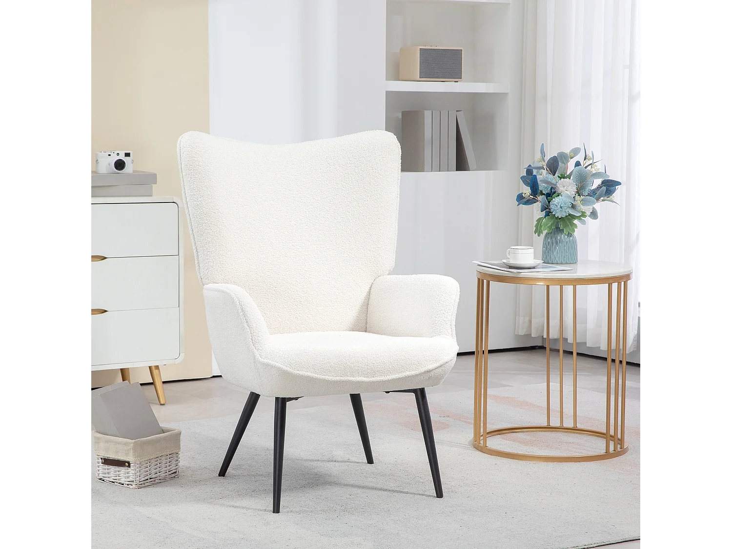 Fauteuil oreiller rembourré avec accoudoirs, pieds métal, polyester crème (71x77x102cm)