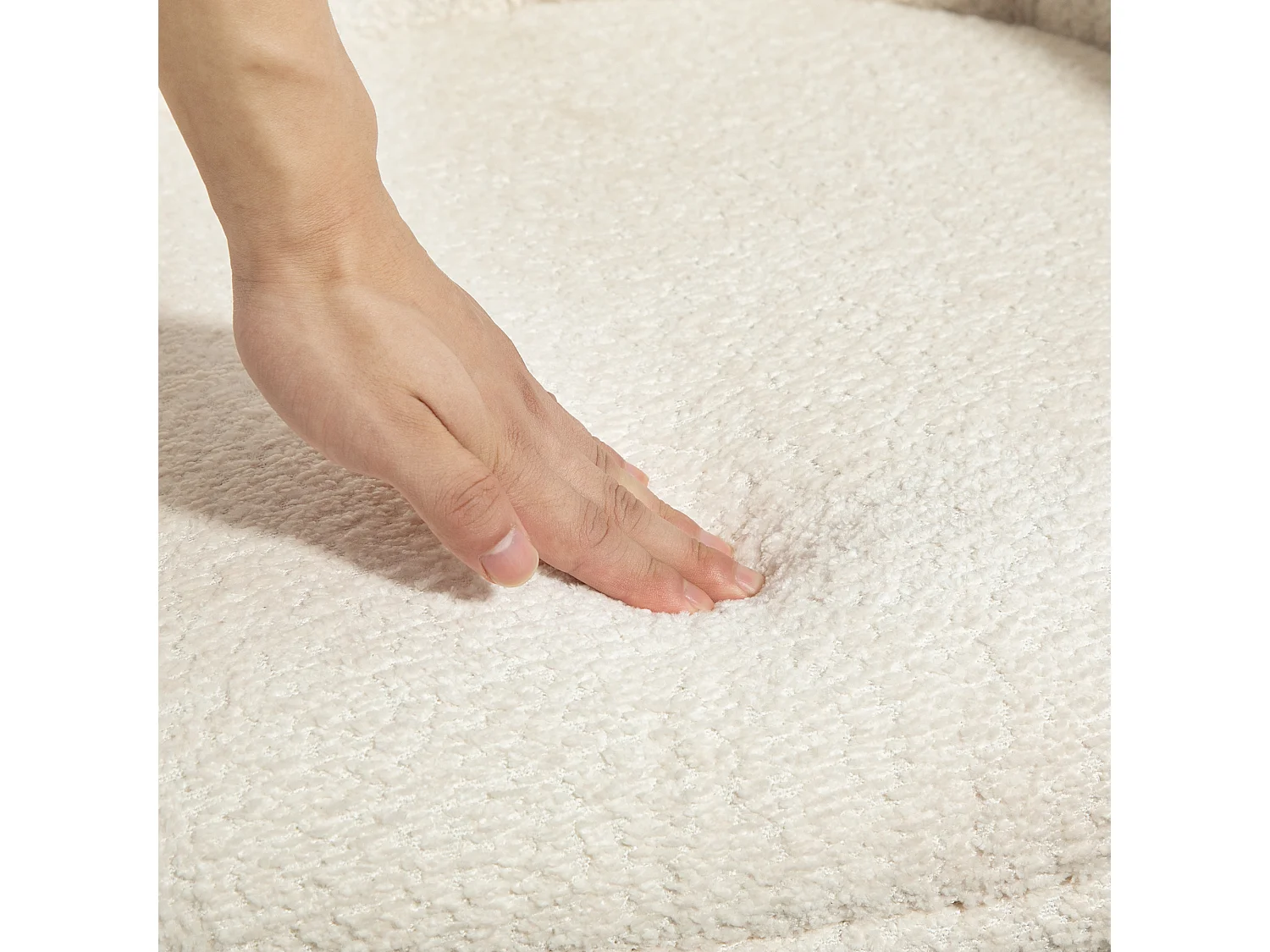 Fauteuil Lounge avec Accoudoirs et Fonction Pivotante 360°, en Tissu Lin, Pieds Métalliques, Crème (58.5x59x78.5 cm)