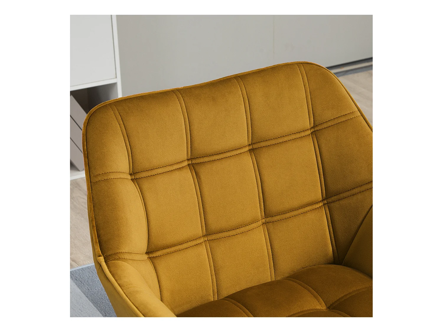 Relaxfauteuil met Scandinavisch design, in fluweel, houten poten, geel (67x61,5x71 cm)