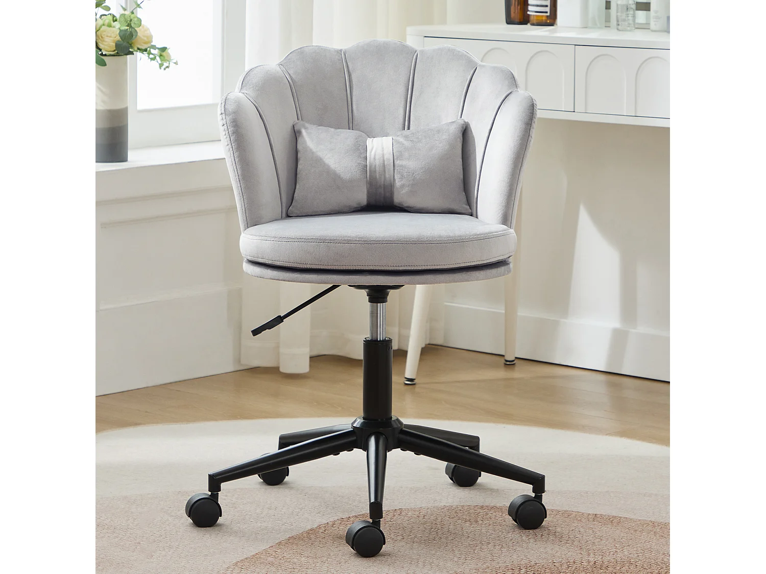 Moderne bureaustoel, elegant design, rugleuning in bloemblaadjesvorm, vlindervormig lendenkussen, in hoogte verstelbaar, grijs (55x62x73-83 cm)