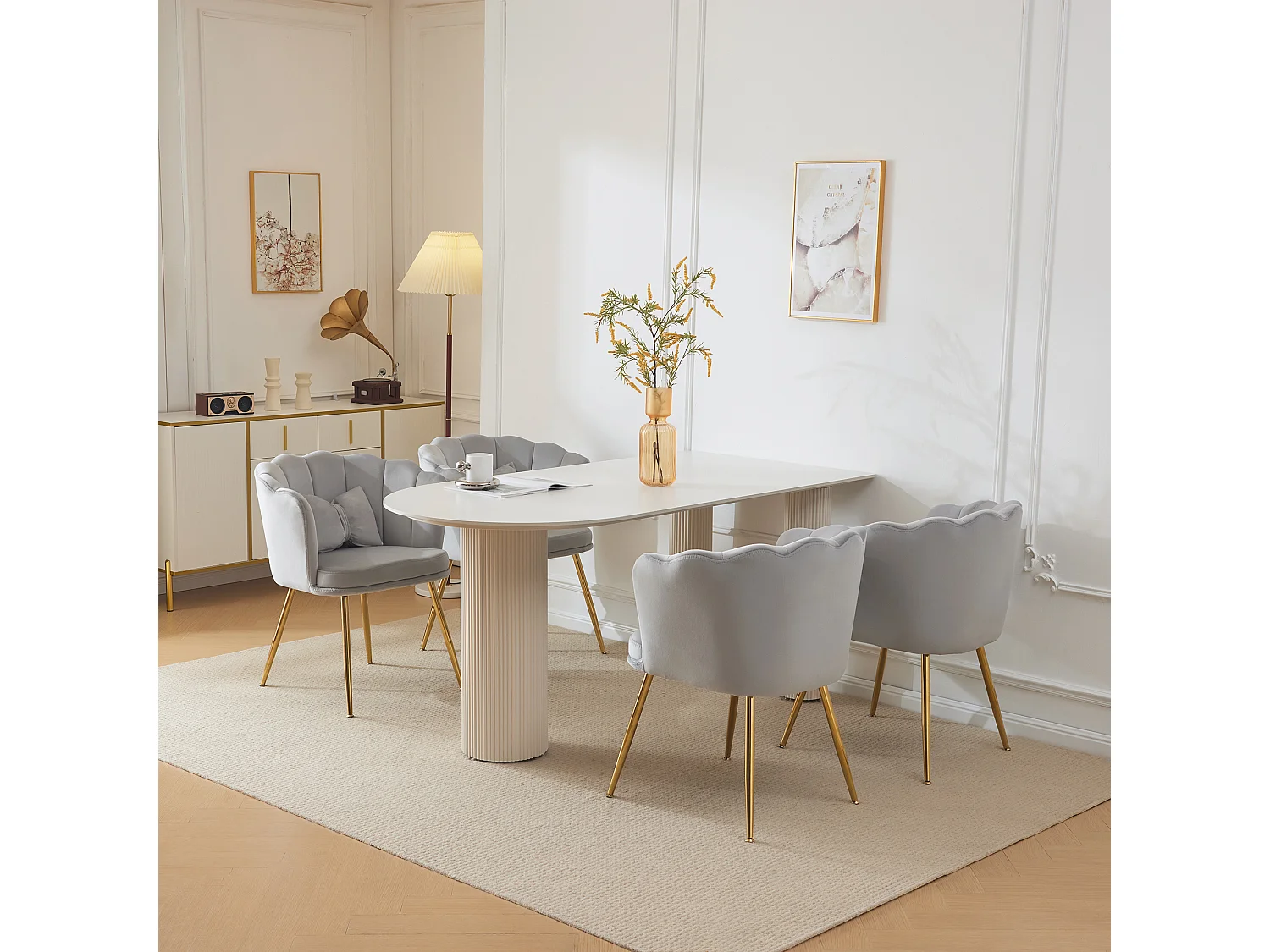 Set de 4 chaises modernes en velours, dossier en forme de pétale, coussin lombaire papillon, pieds métalliques dorés, gris (63x58x77 cm)