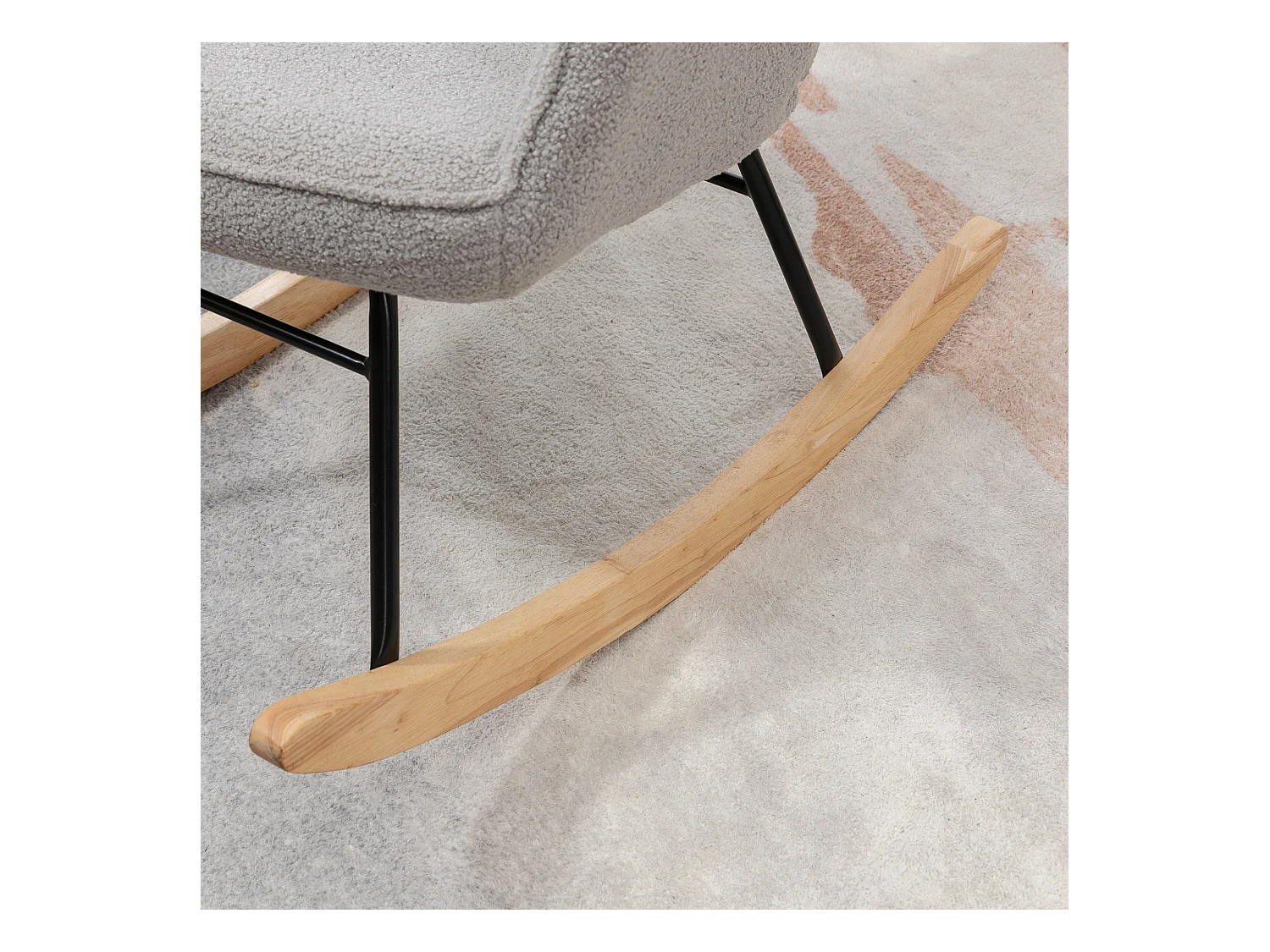 Fauteuil à bascule avec revêtement Berber, structure acier et bois, gris clair (71x92x101cm)